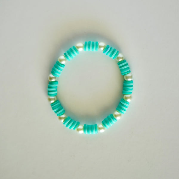 Pearl and Clay Bead Bracelet (Light Green)